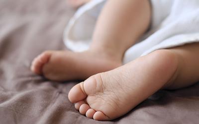 Ανείπωτη τραγωδία στην Αχαΐα: Βρέφος λίγων ημερών βρέθηκε νεκρό στα Σαγέικα