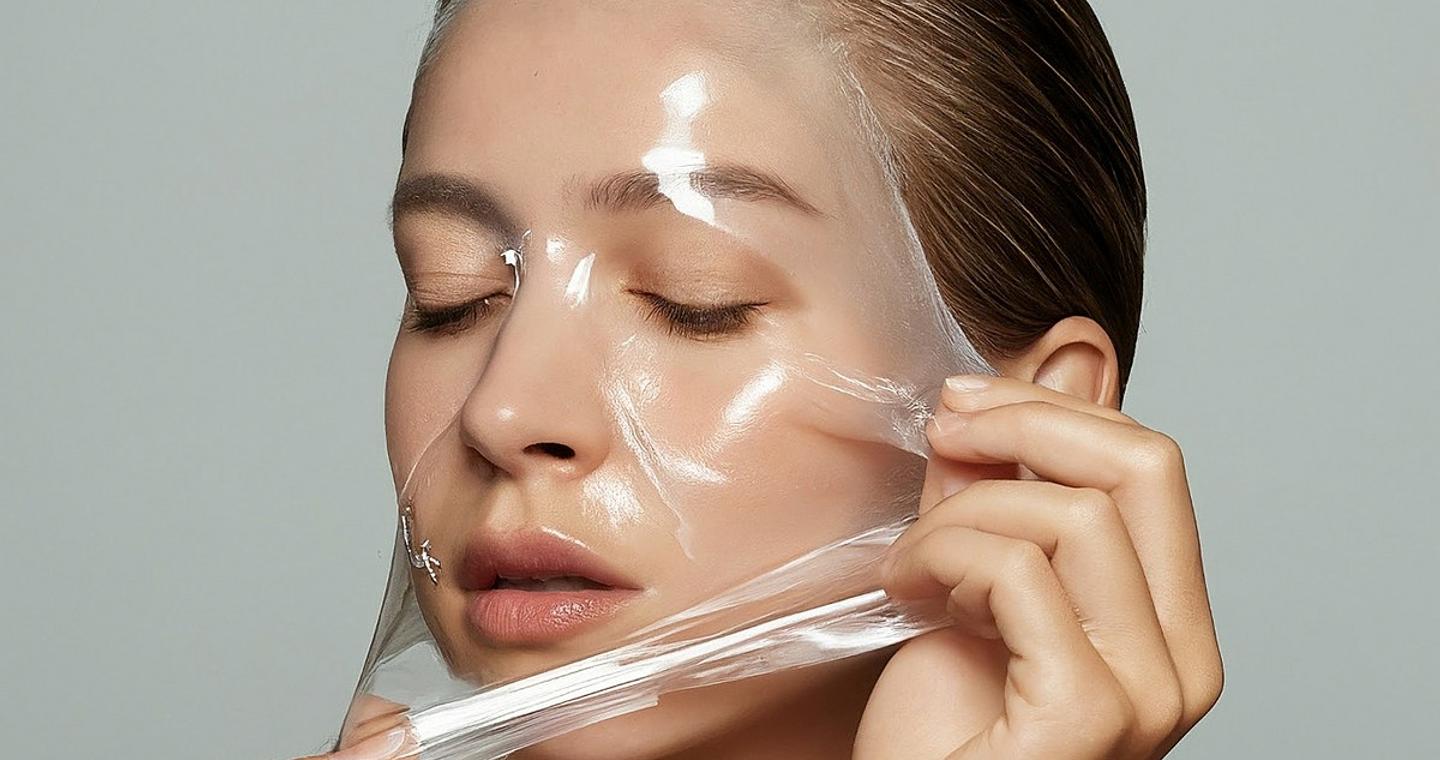Glass skin σε μία μάσκα: Το κορεάτικο beauty trend που κάνει θραύση
