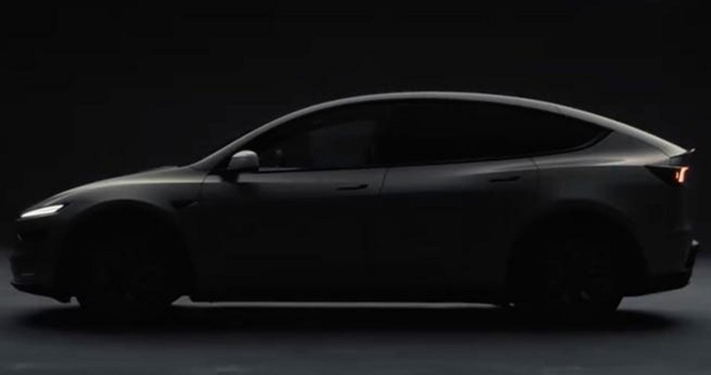 Η Tesla κυκλοφορεί νέο αυτοκίνητο… στην Κίνα και όχι στις ΗΠΑ