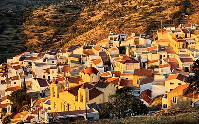 Τζια: Γαστρεντερίτιδα – Τι ψάχνει τώρα ο ΕΟΔΥ μετά τα κρούσματα;