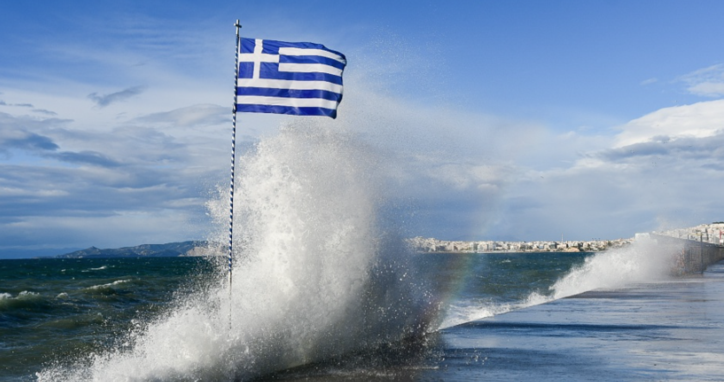 Κανονικά τα ακτοπλοϊκά δρομολόγια από Πειραιά και Ραφήνα – Απαγορευτικό στο Λαύριο
