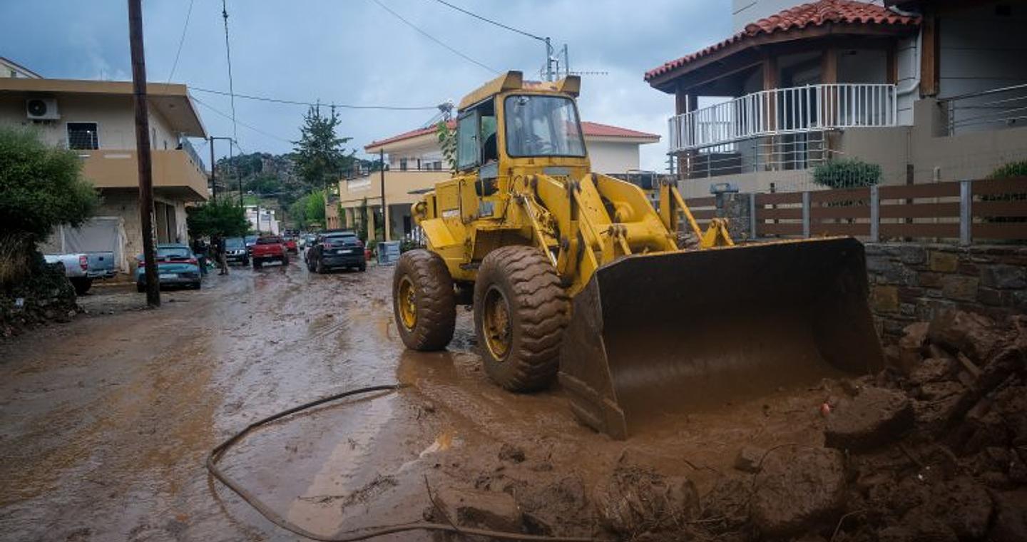 Σε Red Code η Κρήτη: Πλημμύρες, απεγκλωβισμοί και ζημιές – Σε επιφυλακή το νησί