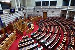 Πέντε φωνές στρέφονται κατά της κυβέρνησης για ενέργεια και χρέος