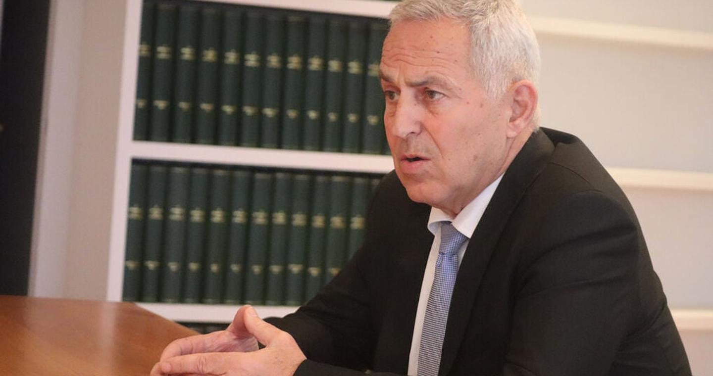 Ιδιωτικό χρέος, ακρίβεια και στεγαστικό στην ατζέντα του ΠΑΣΟΚ – Αποστολάκης ο 35ος βουλευτής