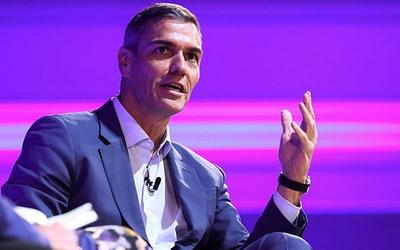 Σάντσεθ παρακάμπτει τη Βουλή: Διατάγματα στέγασης προεκλογικά