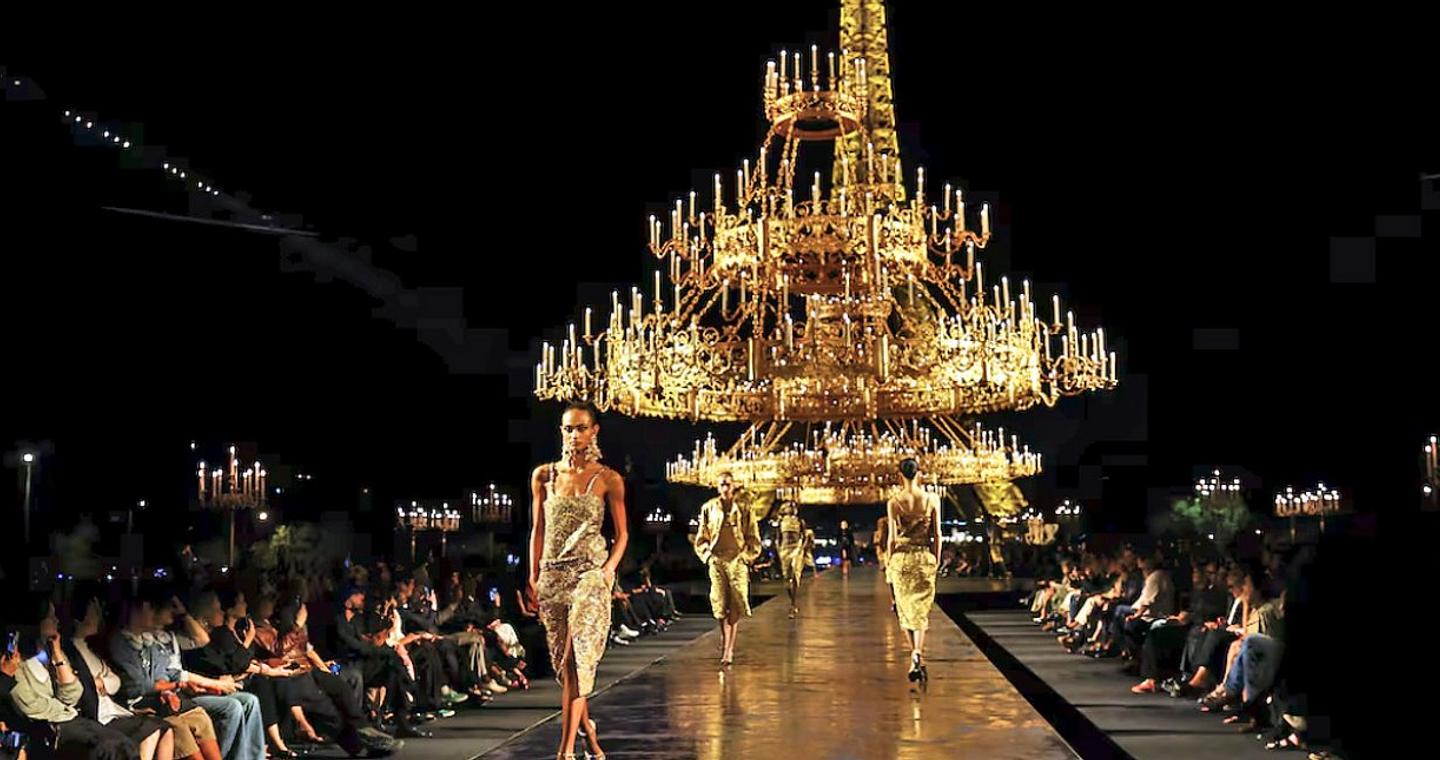 Άντονι Βακαρέλο: Χρυσό «αντίο» στον Saint Laurent μετά από 10 χρόνια -Το Παρίσι μιλά για το τέλος μιας εποχής