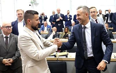Η AfD σπάει το «τείχος προστασίας» και κατακτά ηγεμία περιφερειακού κοινοβουλίου