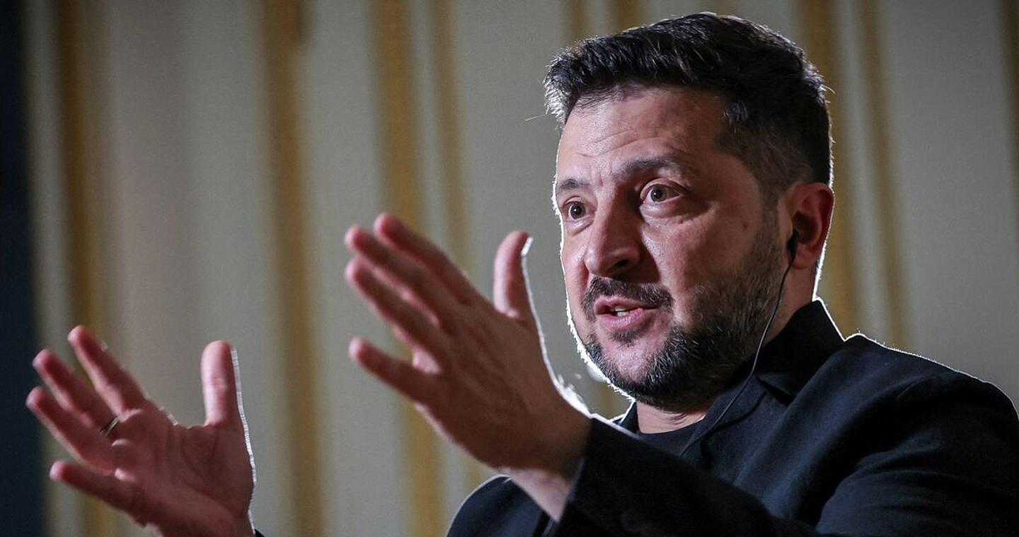 Βολοντίμιρ Ζελένσκι: Η Ρωσία ετοιμάζεται να εξαπολύσει μαζική επίθεση στην Ουκρανία