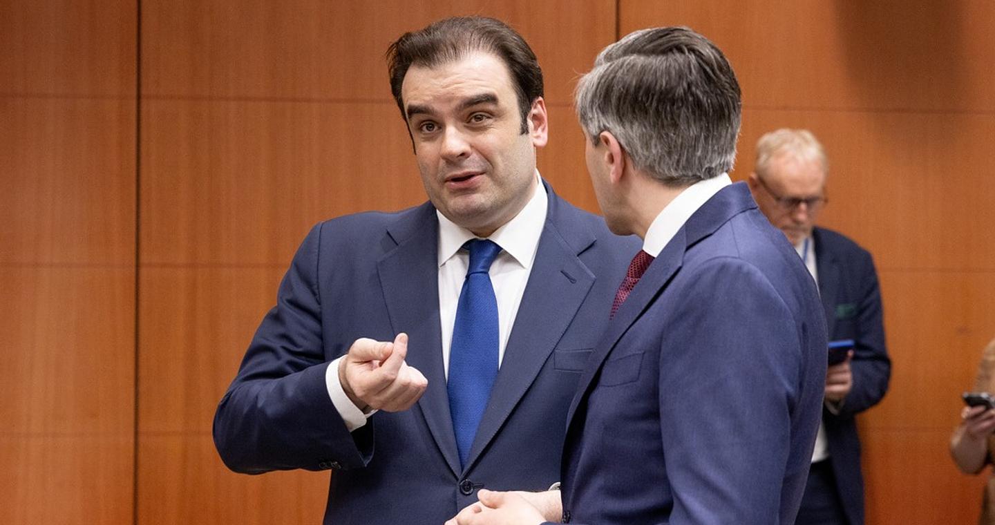 Eurogroup: Αντιστάσεις στη δημοσιονομική ευελιξία που ζητούν Ελλάδα και Ιταλία