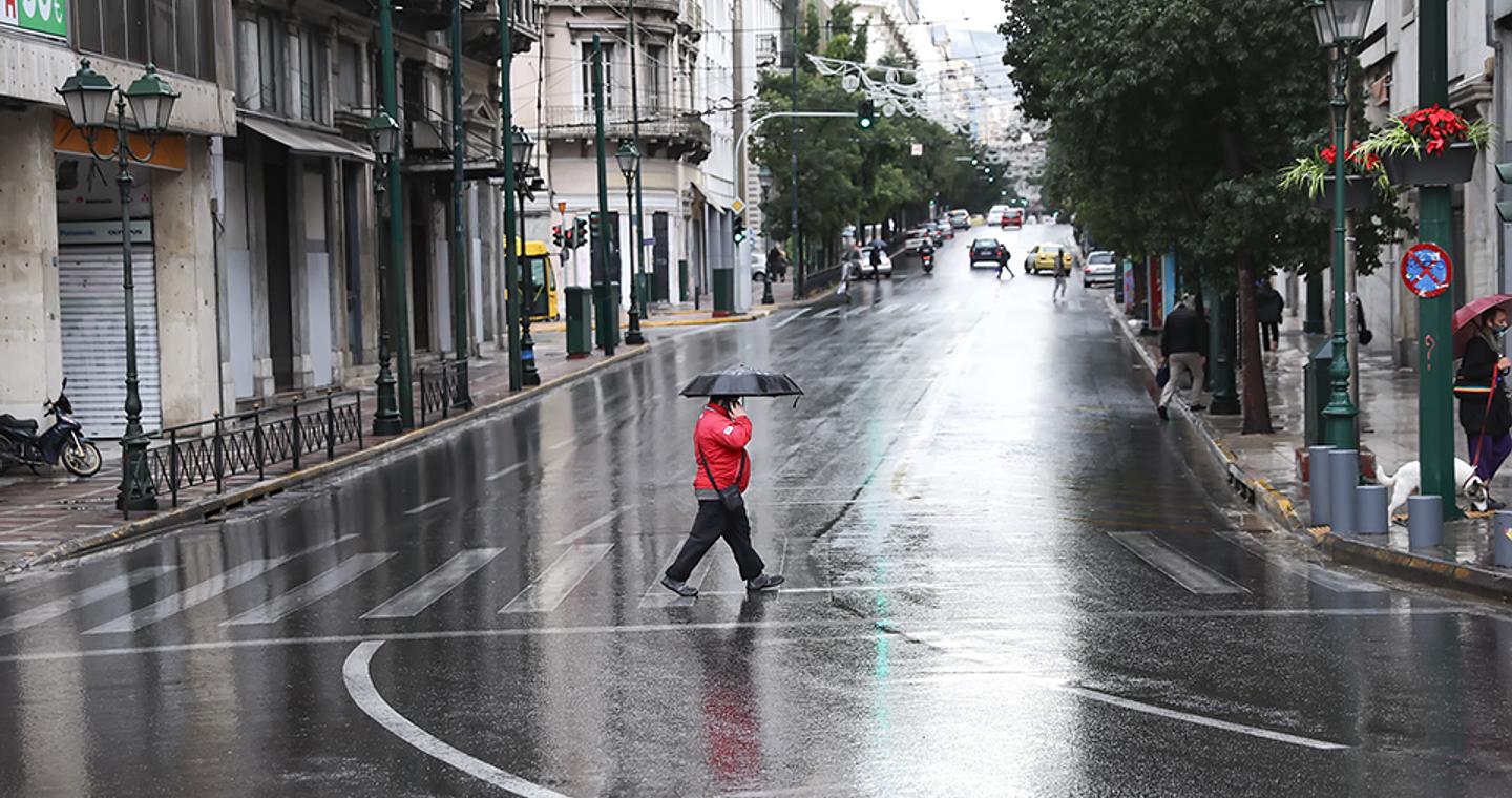 Καιρός: Αλλαγή σκηνικού με τοπικές καταιγίδες και πτώση της θερμοκρασίας
