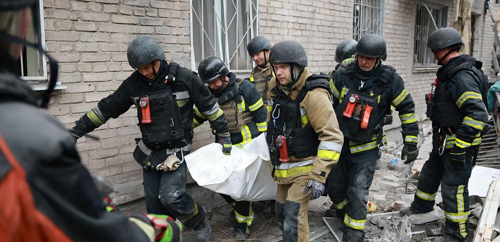 17 νεκροί στη Ζαπορίζια — Ρώσια επίθεση μέρα μετά τη συμφωνία Τραμπ