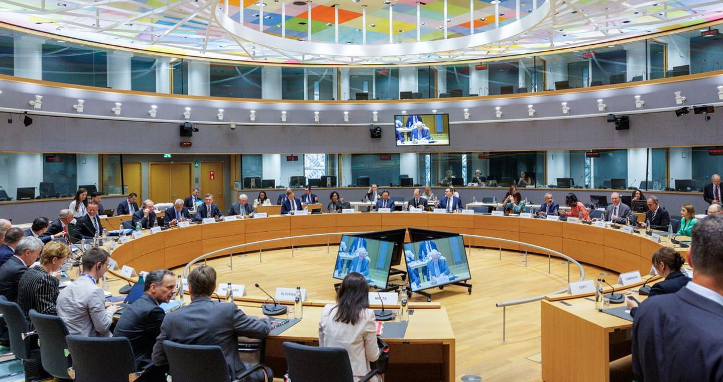 Ευρωπαϊκή μάχη για λήψη νέων μέτρων κατά της ακρίβειας: Τι ζητά η Αθήνα από τις Βρυξέλλες και γιατί η Κομισιόν βάζει «φρένο»
