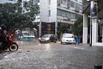 Κακοκαιρία «Π» καλύπτει Ελλάδα: Καταιγίδες, χιόνια και 19°C στην Αττική