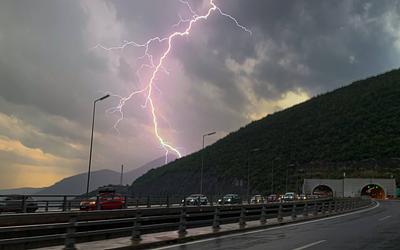 Καιρός: Έρχονται ισχυρές καταιγίδες – Πού θα χτυπήσει η κακοκαιρία;