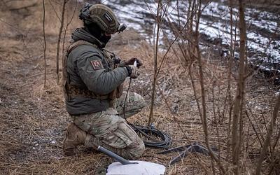 Starlink: Νυχτερινοί περιορισμοί στα drones της Ουκρανίας - Σικόρσκι επιτίθεται στον Μασκ