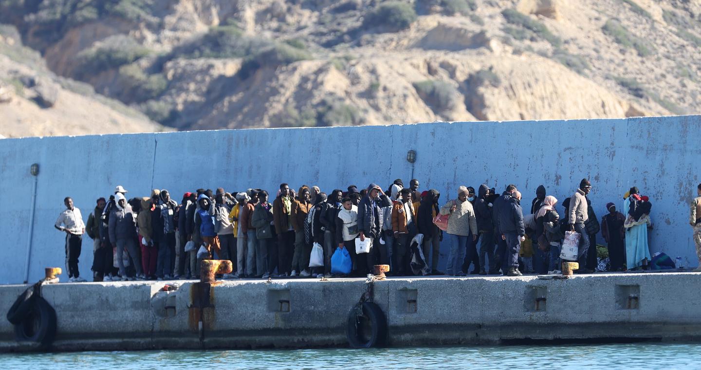 Μεταναστευτικό: Νέος μηχανισμός έκτακτης ανάγκης με φόντο τις αφίξεις στην Κρήτη – Η επιστολή Φον ντερ Λάιεν προς τους «27»