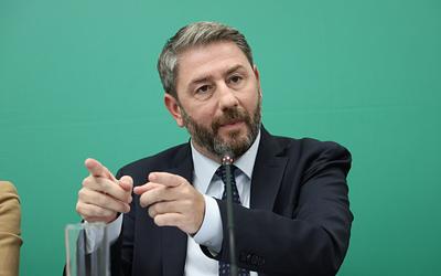 Ανδρουλάκης στην ELAS: «Τα προφανή δεν χρειάζονται ερμηνεία» - Πολιτική αλλαγή χωρίς χτυπήματα