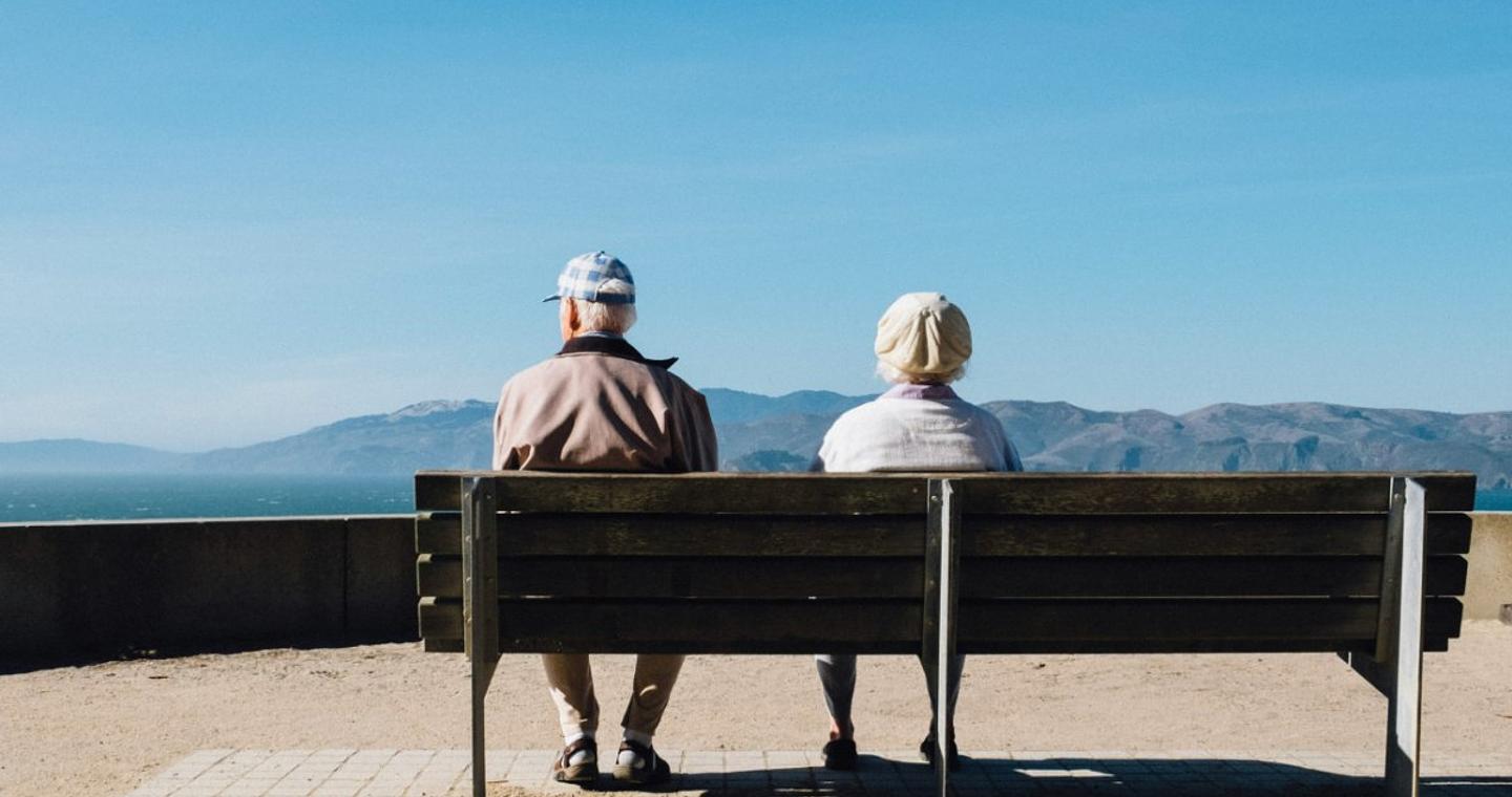 Η πρόοδος της μακροζωίας κόλλησε στον χρόνο – Οι γενιές μετά το 1939 «είναι απίθανο» να φτάσουν τα 100 χρόνια