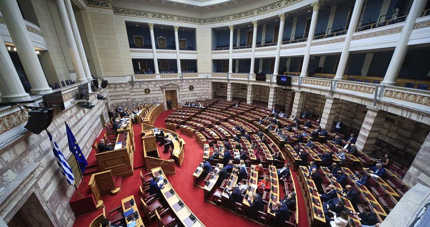 Τι αλλαγές φέρνει νέο νομοσχέδιο σε δικαιοσύνη, ποινές και καύσιμα – Οι 2 τροπολογίες