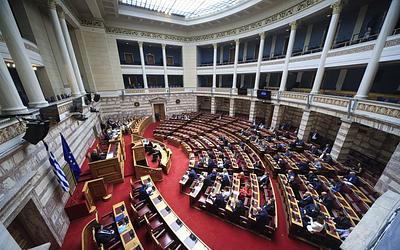 Νόμος για υποχρεωτική διαμεσολάβηση και σκληρότερα ποινές απάτης στη Βουλή