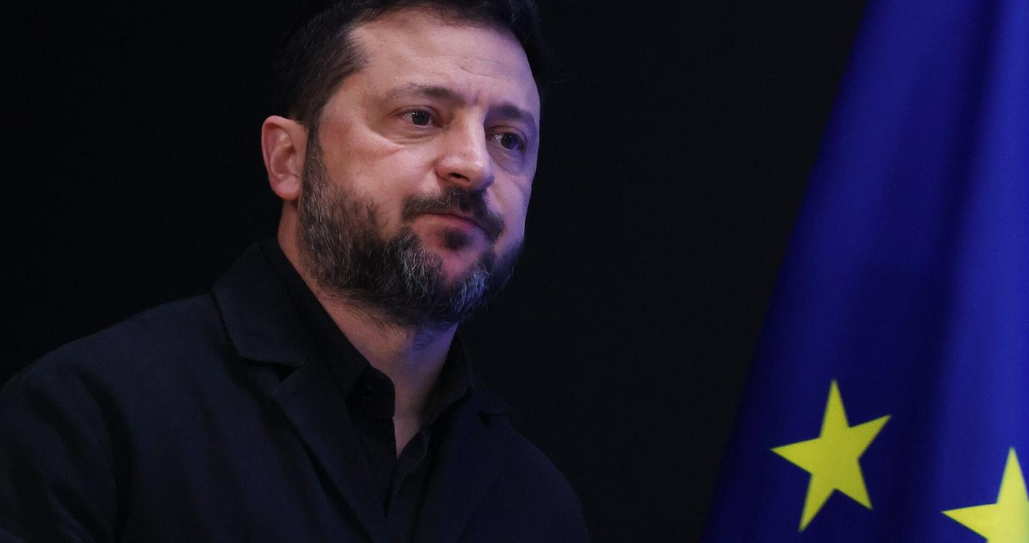 Ο Ζελένσκι αναζητά διέξοδο μετά το «άδειασμα» Τραμπ: Κυρώσεις, ντίζελ και Starlink στο επίκεντρο της κρίσης