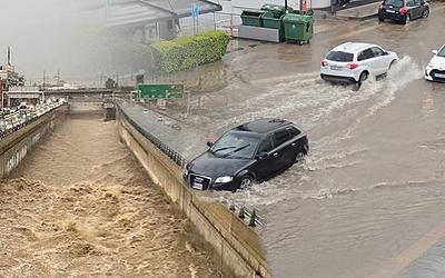Αποκαλύπτεται: Η Αττική παραμένει εξαιρετικά ευάλωτη στις πλημμύρες, προειδοποιεί ο Διακάκης