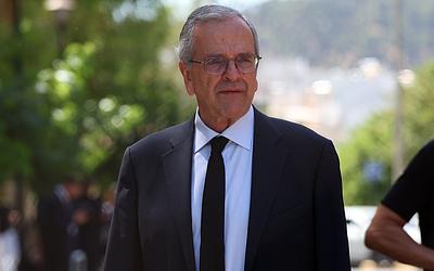 Σαμαράς επιτίθεται: «Νεοφιλελεύθερη πολιτική» – Τρία μέτρα για τις ΜΜΕ