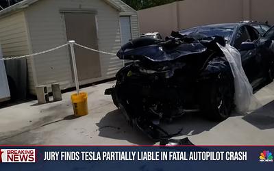 Tesla: Εντομολόγος αποκαλύπτει κρυφά δεδομένα και η εταιρεία καλείται να πληρώσει εκατομμύρια!