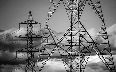 Αποκαλύπτεται: Τιμή ρεύματος στα 247 ευρώ/MWh — 37% αύξηση σε 48 ώρες