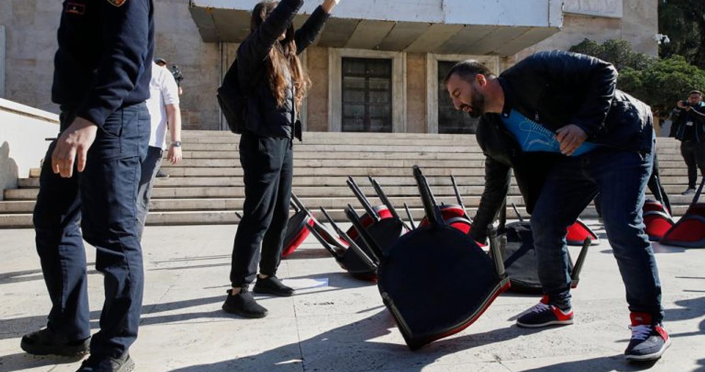 Νέο βροντερό «όχι» των φοιτητών στο κάλεσμα Ράμα για διάλογο: Νέες αντικυβερνητικές διαδηλώσεις – Τι μεταδίδει η απεσταλμένη του ΕΡΤnews στα Τίρανα