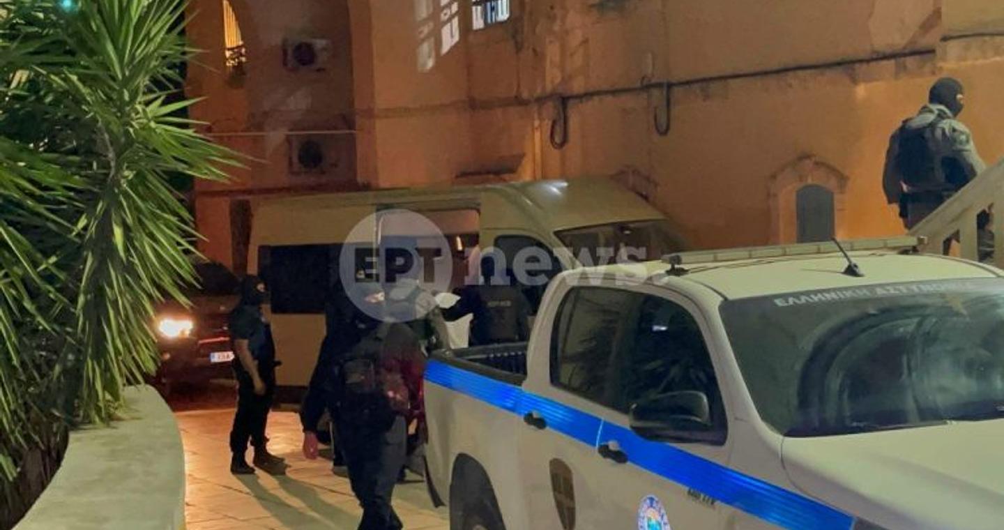 Χανιά: Πώς δρούσε η εγκληματική οργάνωση – Εκβιάζαν κληρικούς και υφάπαρξαν περιουσιακά στοιχεία Μονής με παράνομο όφελος άνω των 1,5 εκατ. ευρώ