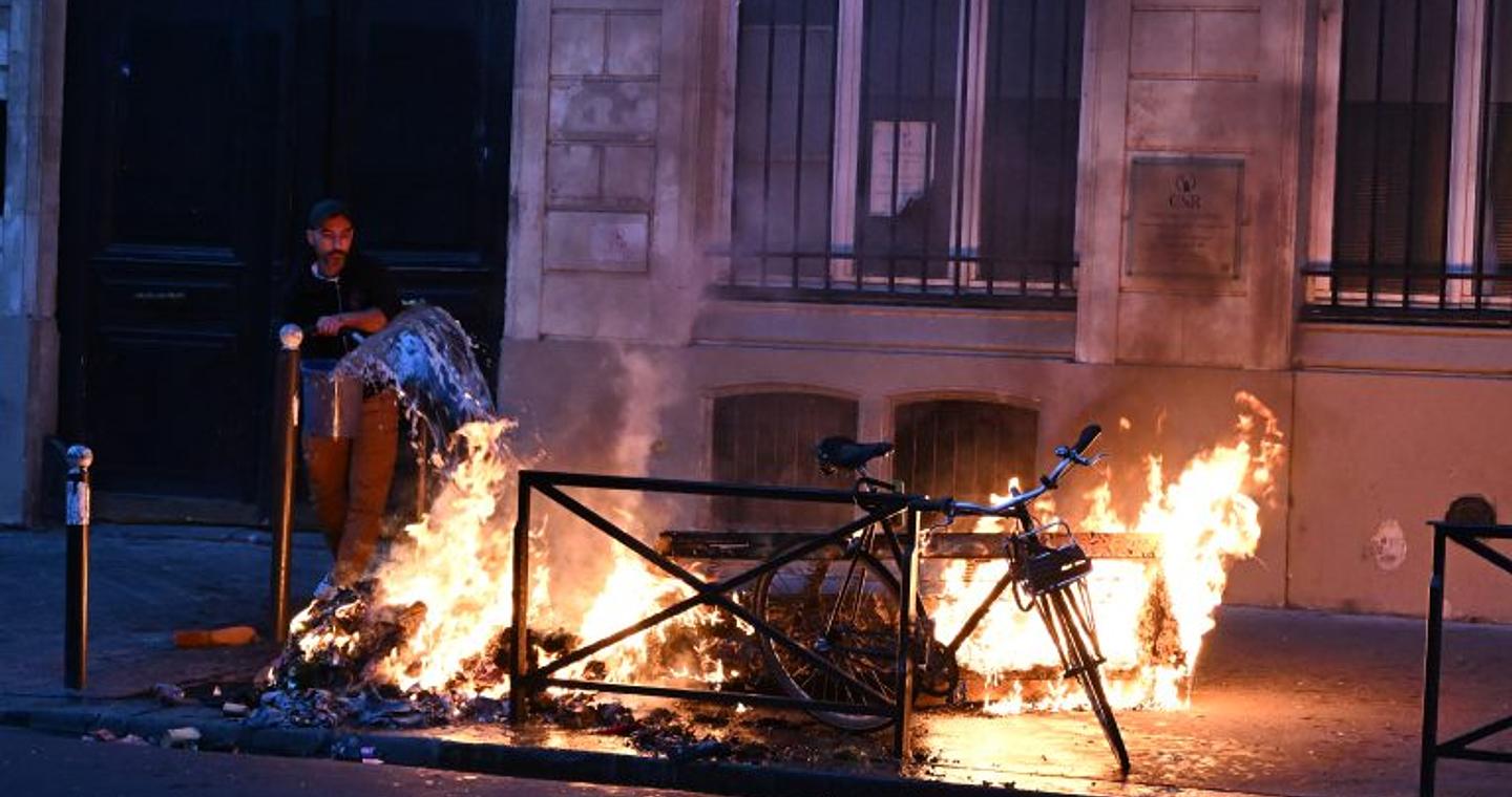 Η σταθερότητα του ευρώ και η δημοσιονομική κρίση της Γαλλίας