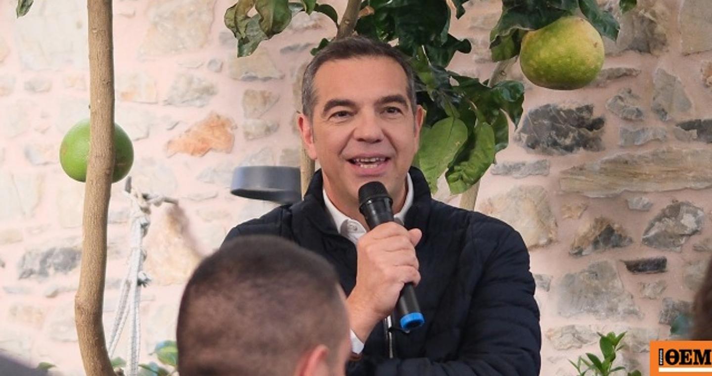 Πολιτική σύγκρουση μετά το «άντε και στα δικά μας» για Γαλλία: Οι εισηγήσεις στον Τσίπρα για αριστερή στροφή και η αντίδραση της κυβέρνησης