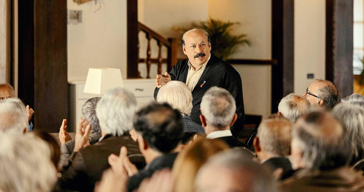 Εχτισε μια ζωή πάνω στο πιο μεγάλο ψέμα