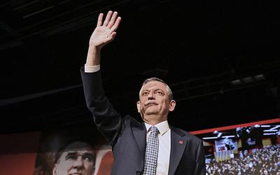 Σάλος στην Τουρκία: Δικαστική καθαίρεση ηγεσίας του CHP στην Κωνσταντινούπολη!