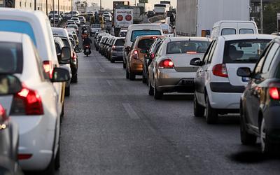 Κυκλοφοριακό χάος στην Αττική: Πού υπάρχουν καθυστερήσεις