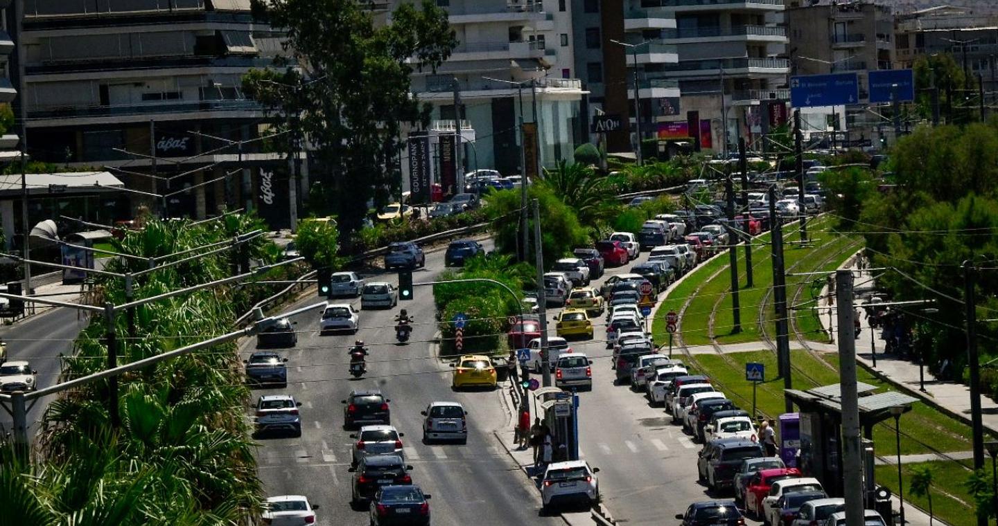 Η κίνηση επέστρεψε: Κυκλοφοριακά προβλήματα σε Αττική οδό, Κηφισό και Κηφισίας