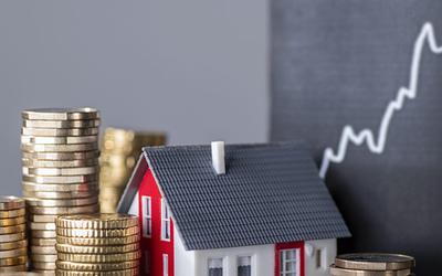 Ακρίβεια στα ενοίκια: Τι συμβαίνει στην αγορά ακινήτων παρά τον πληθωρισμό;