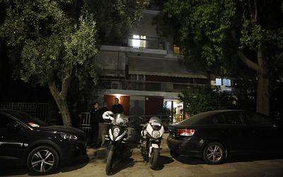 Νέος Κόσμος: Ζευγάρι βρέθηκε νεκρό σε διαμέρισμα – Τι αποκαλύπτει η ΕΛ.ΑΣ.