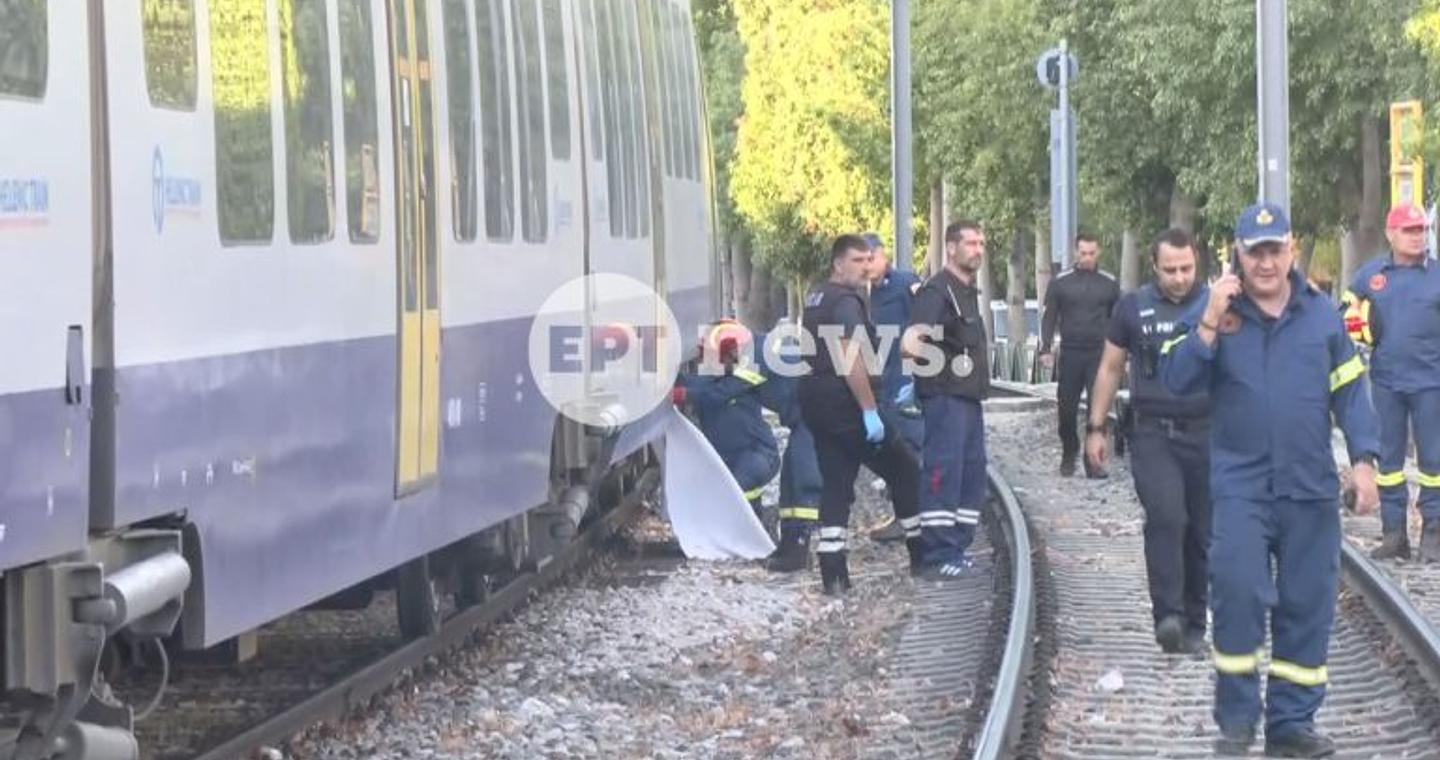 Συρμός του προαστιακού παρέσυρε πεζό και τον τραυμάτισε θανάσιμα στο Μεταξουργείο – Επιχείρησε να διασχίσει κάθετα τις γραμμές