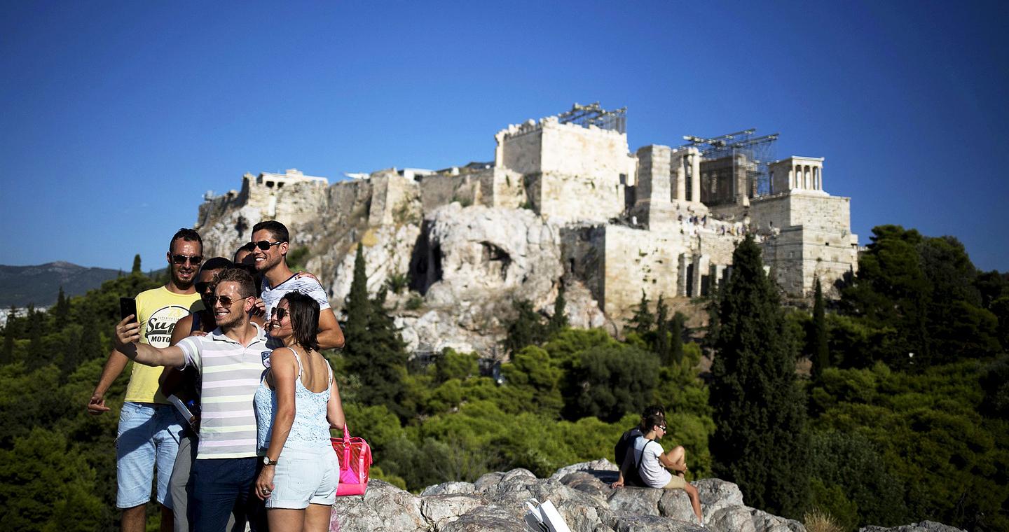 Προβλέψεις για άνοδο της τουριστικής κίνησης